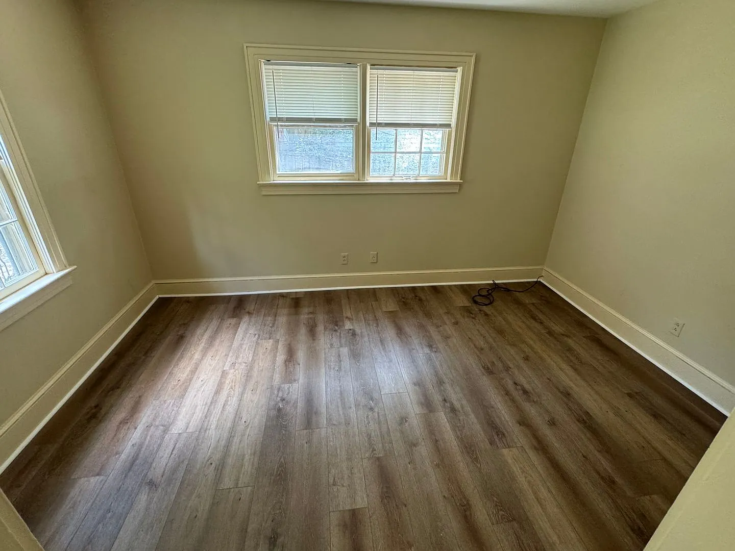 312 Roswell Ave — Photo 3
