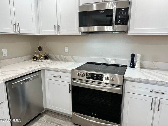 4th image of 12222 N PARADISE VILLAGE Parkway NW #327