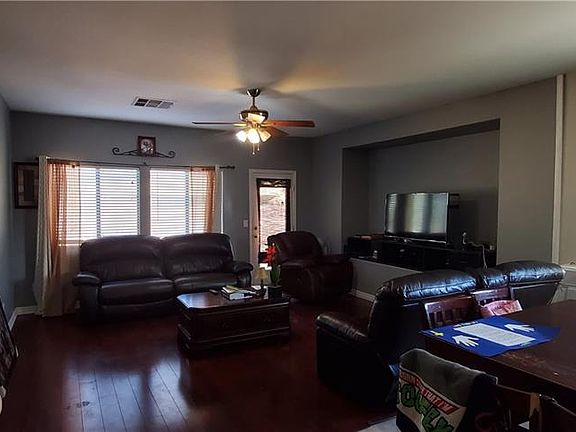 4th image of 1024 Madaline Nicole Ave