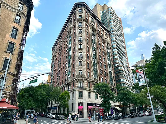 びる CetraRuddy's 1448 Third Avenue Rapidly Ascends on