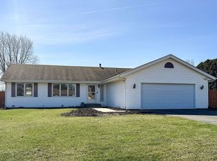 8118 Towermont Dr, Rockford, IL 61102