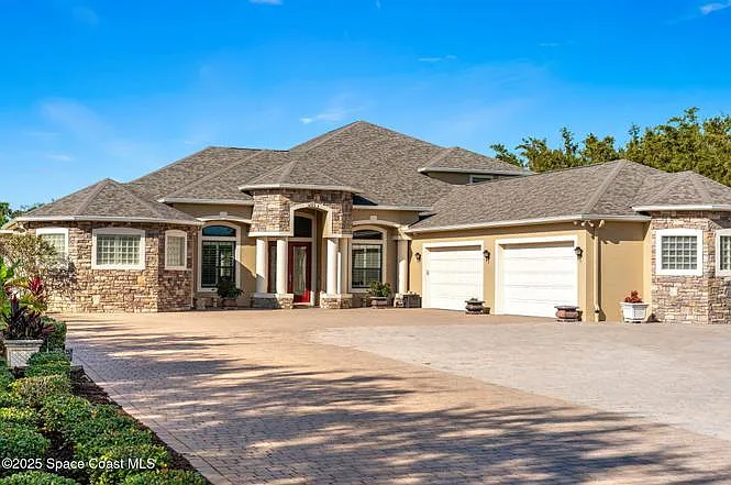 4022 Tradewinds Trl — Photo 80