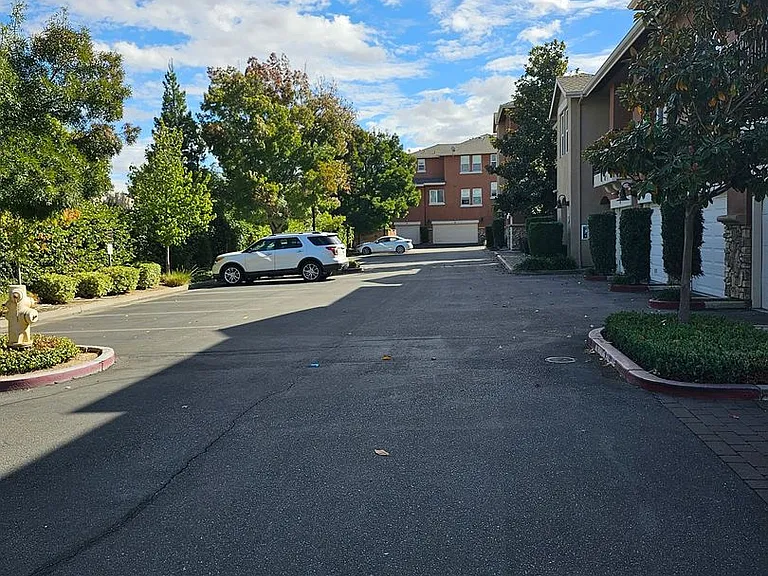 7910 Walerga Rd — Photo 39