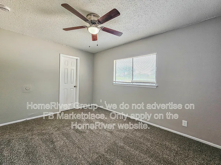 5510 Seahorse Dr — Photo 12