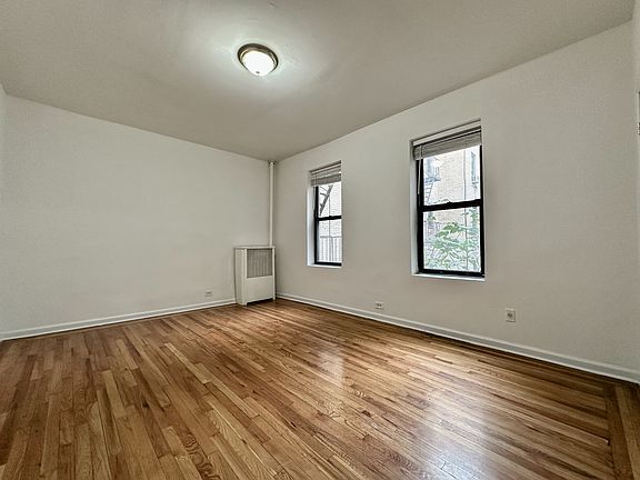 2nd image of 44 Bennett Ave #33-A