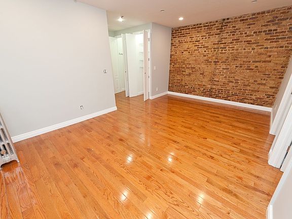 3rd image of 2533 36th St #3F