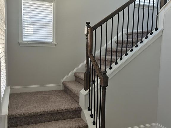 5th image of 1823 Landon Ln