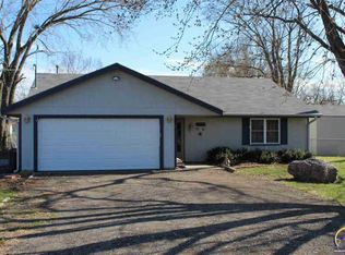 307 E Palmer St, Meriden, KS 66512