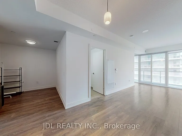 89 McGill St #2404 — Photo 10