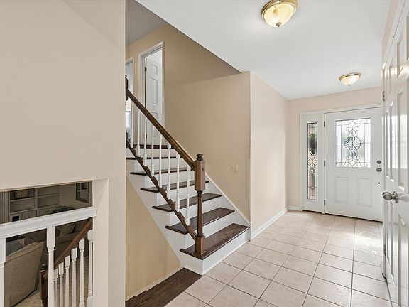 4th image of 1414 W Allison Ct