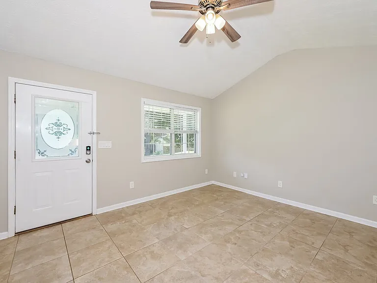 2981 Landmark Dr SE — Photo 3