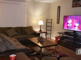 6557 S Kenwood Ave, Chicago, IL 60637