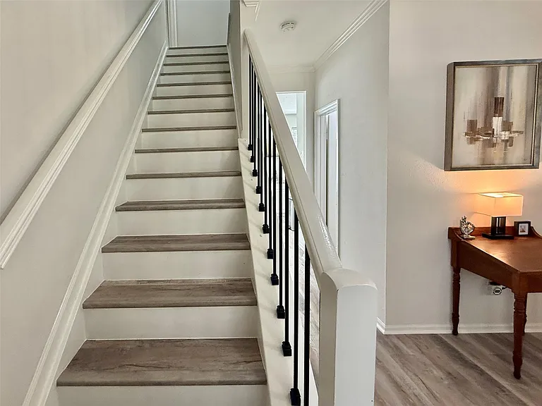 2 Twin Feather Pl — Photo 28