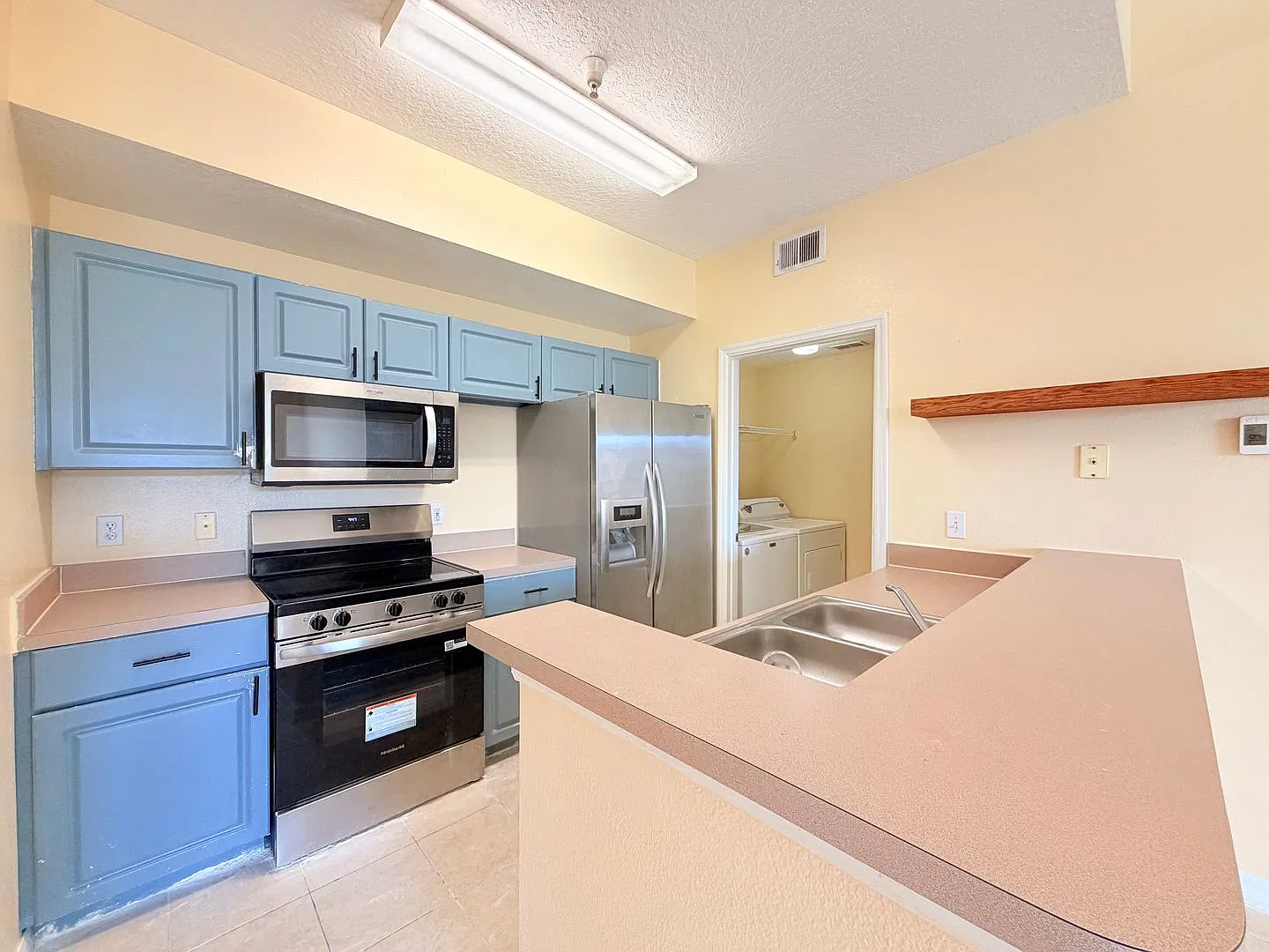 1/1 apartment in Metrowest — Photo 4