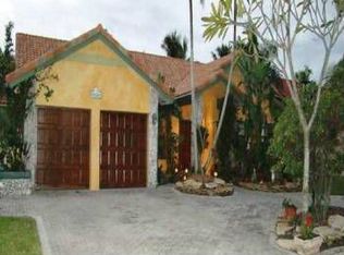 10121 NW 13th St, Plantation, FL 33322