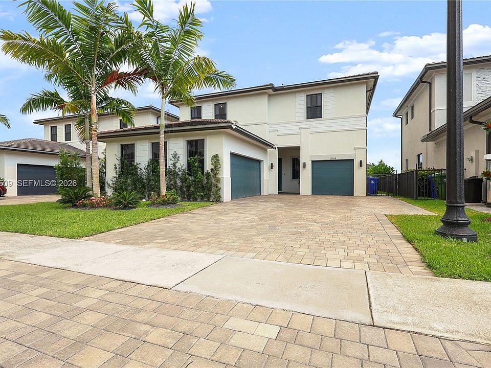 1st image of 17384 SW 41st St