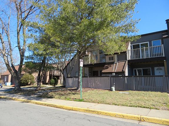 2nd image of 3975 El Soneta Pl Suite 17