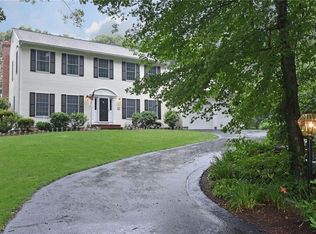 397 Mourning Dove Dr, North Kingstown, RI 02852