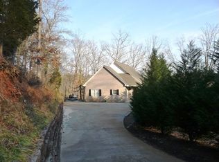 106 Gordon Dr, Townville, SC 29689