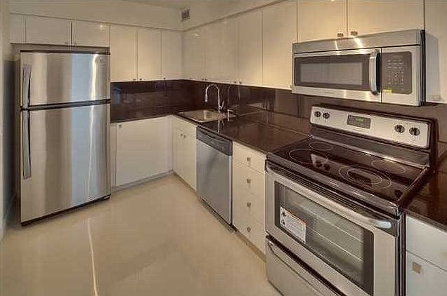1st image of 6770 Indian Creek Dr APT 5B