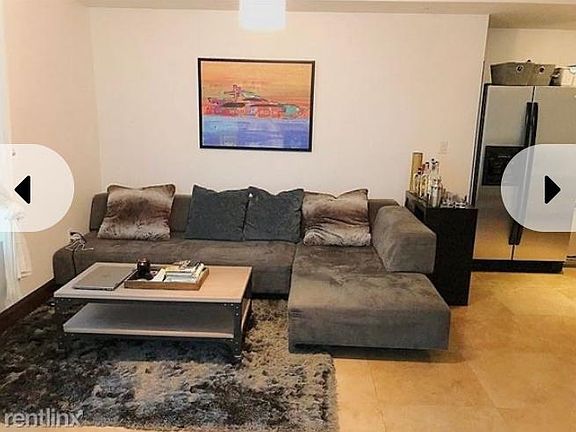 5th image of 1900 N Bayshore Dr APT 2605