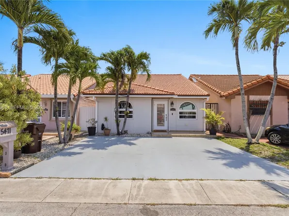 5471 W 27th Ct, Hialeah, FL 33016