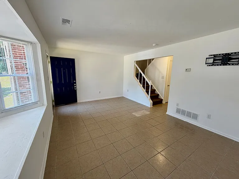 68 Village Dr — Photo 5