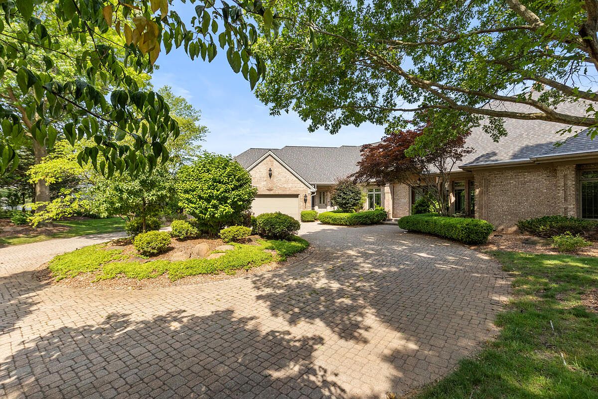 7507 Red Osier Dr SW, Byron Center, MI 49315 | MLS #25006112