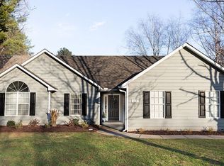 20 Camden Woods Dr, Cartersville, GA 30121