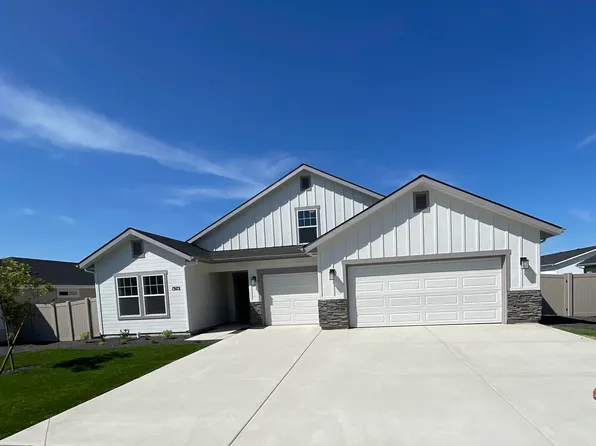 1972 Cashel St, Middleton, ID 83644