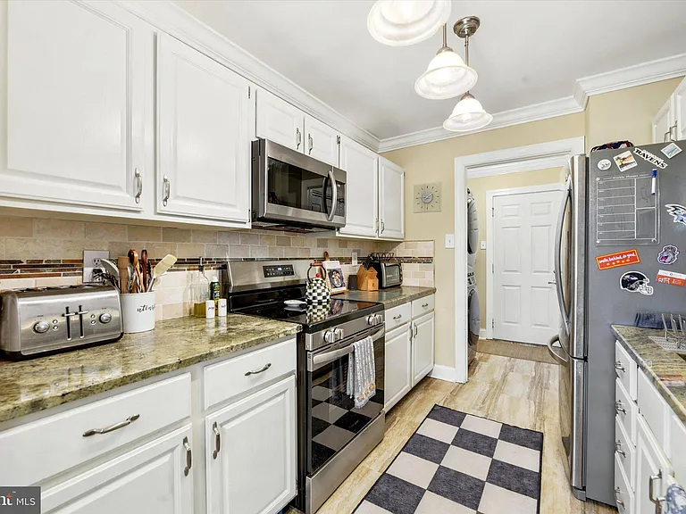 158 Mansion House Dr — Photo 10