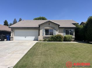 4710 Silver Mountain Ct, Bakersfield, CA 93311