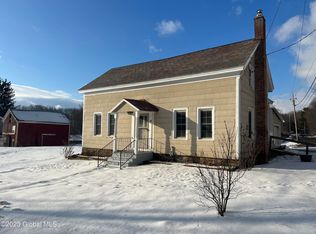 3 N Greenwich Rd, Greenwich, NY 12834