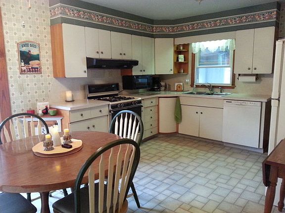4th image of 114 Eastview Dr