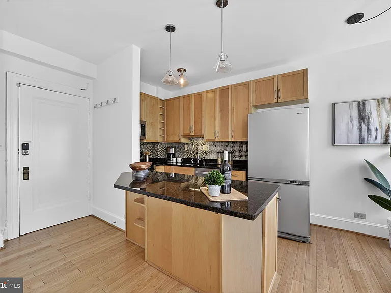 2707 Adams Mill Rd NW #400 — Photo 15