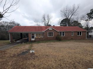 1124 North St E, TALLADEGA, AL 35160