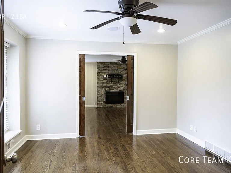 2308 W 104th St — Photo 9