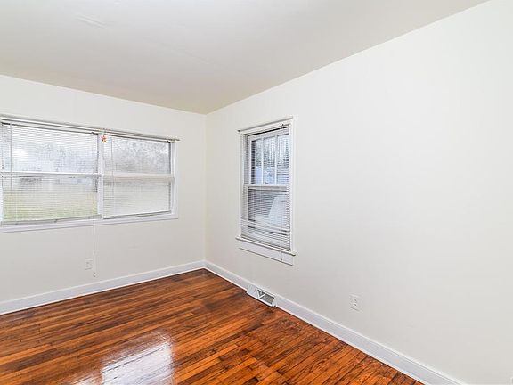 5th image of 1512 Floyd St