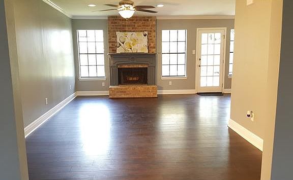 3rd image of 1545 Hanging Moss Ln