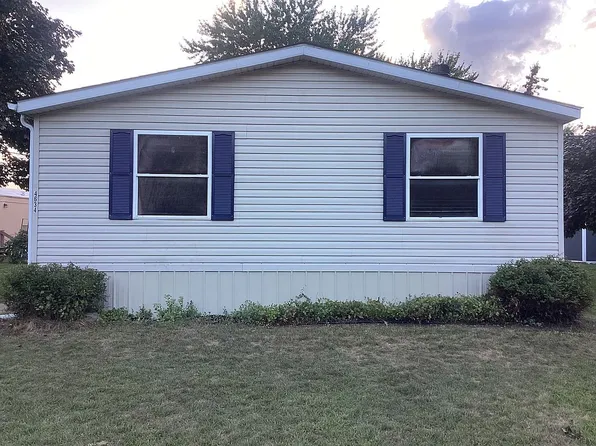 4634 Butternut St, Clarkston, MI 48348