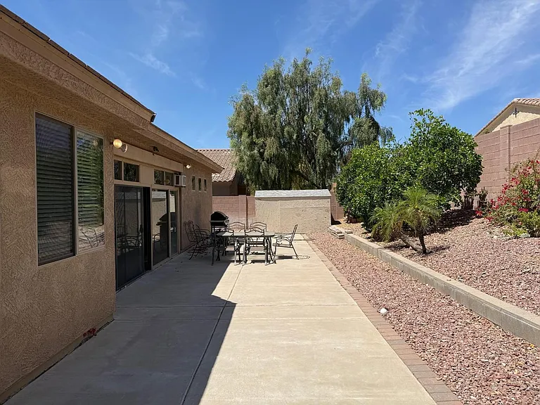 1928 W Spur Dr — Photo 42