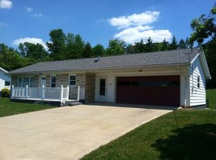 92 Jefferson Dr, Caldwell, OH 43724