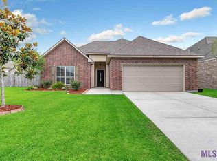 25404 Lake George Dr, Denham Springs, LA 70726