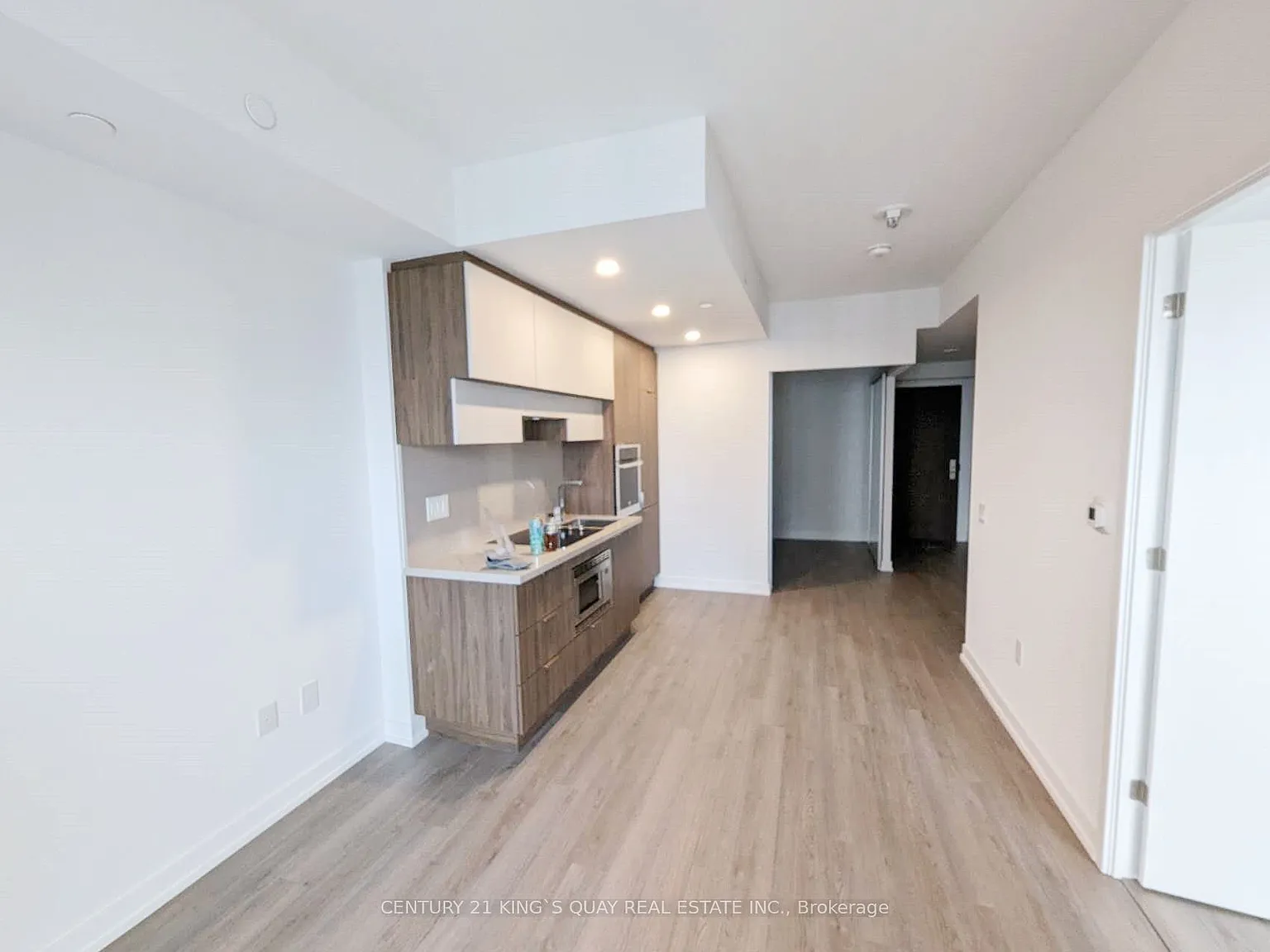 2 bed, $2,530 — Photo 3