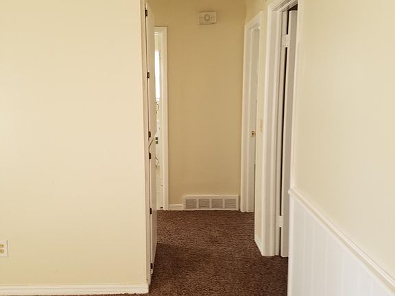3rd image of 1501 Hampton Dr