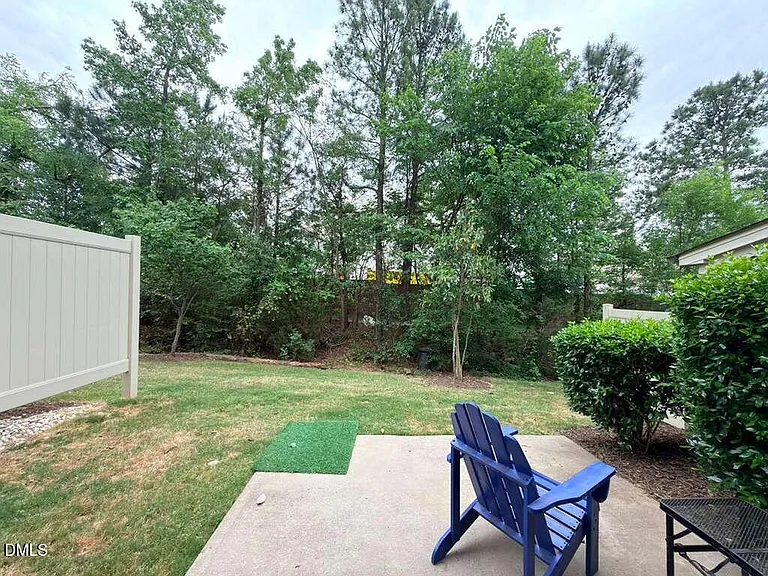 735 Lampwick Ln — Photo 27