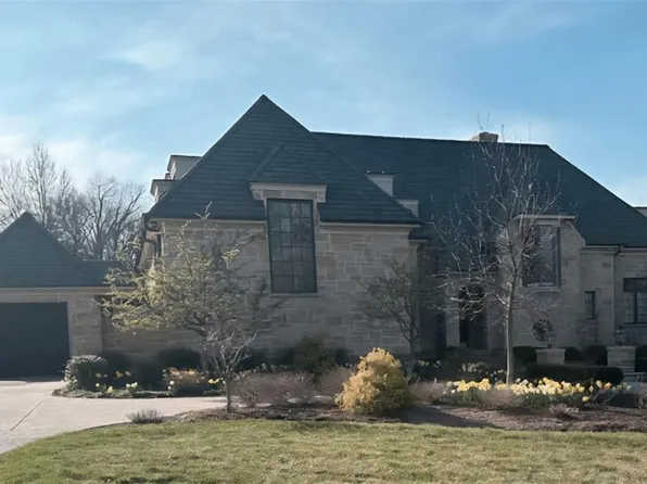 17 Glencairn Ln, Saint Louis, MO 63124