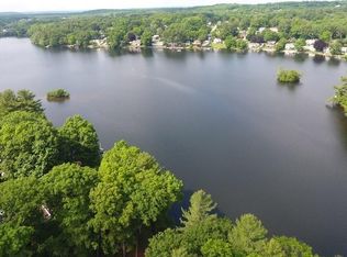 72 Flaxfield Rd, Dudley, MA 01571