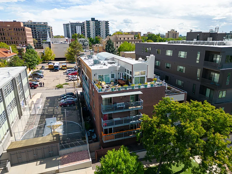 830 N Sherman St — Photo 15