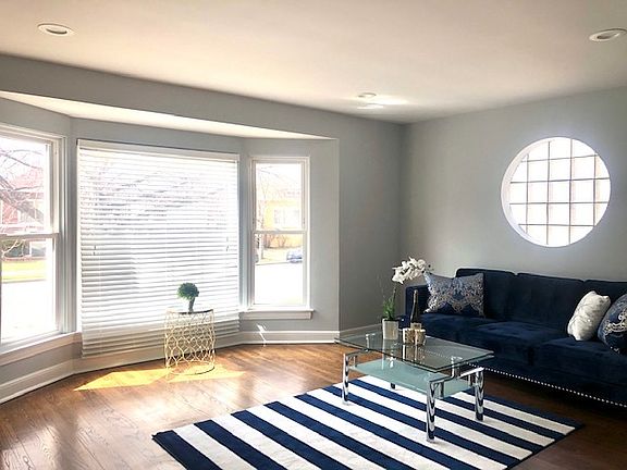 5th image of 2711 Oak Park Ave